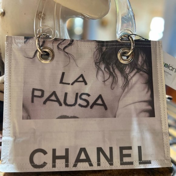 NWT Couture Planet The Coco Recycled Newspaper Bags - Picture 2 of 8